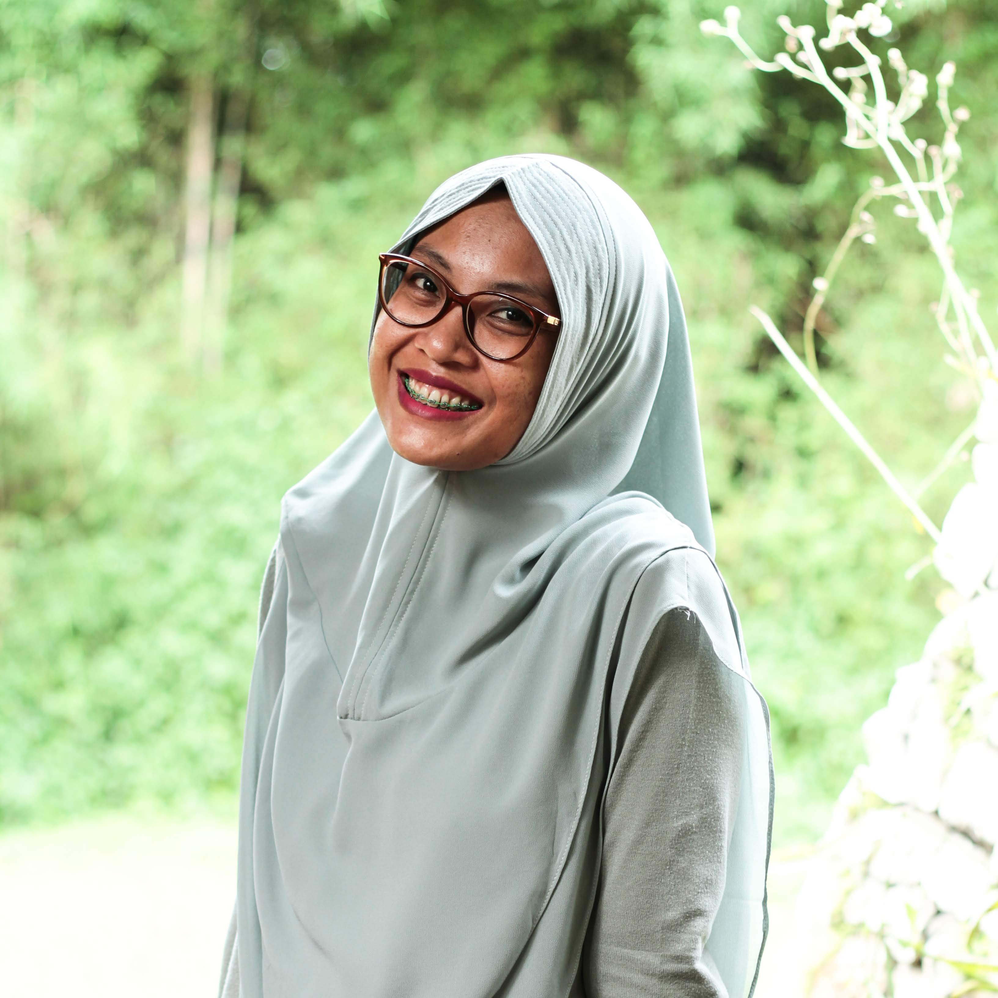Novianti Rachmayani, CEC